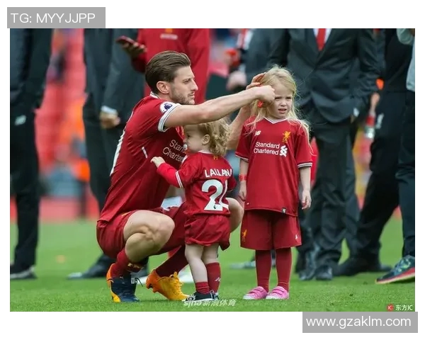 足球场画圆的神奇球星 他用脚步演绎艺术与奇迹